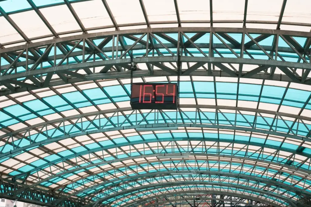 佛山博育乐数码科技:2025年电脑配件市场趋势与选型要点